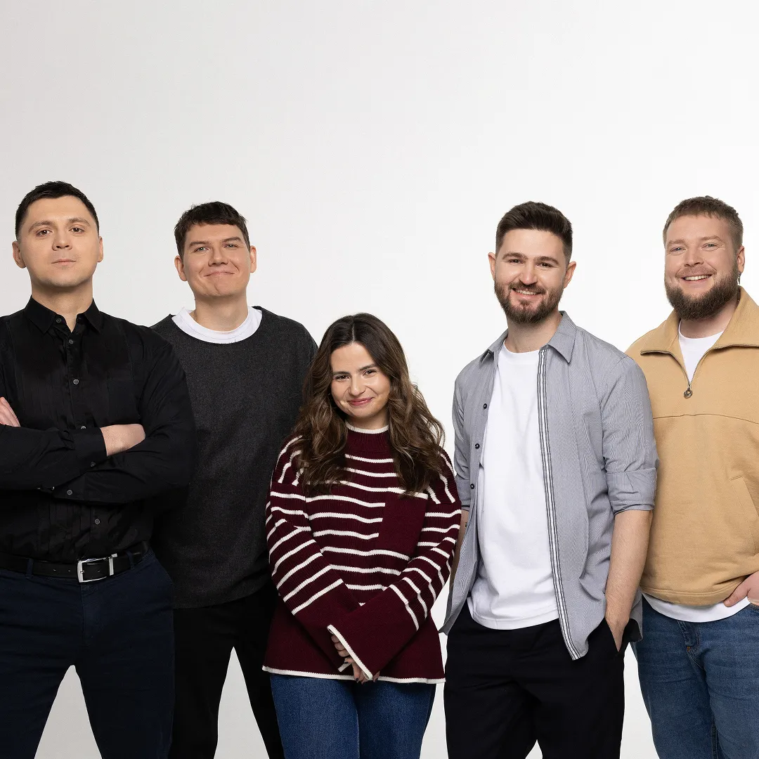 photo with team members